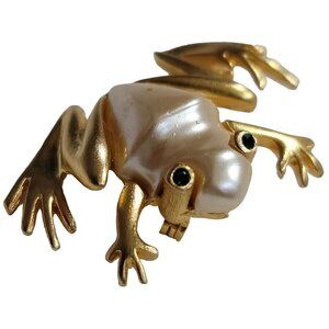 Vintage Gold Tone Faux Mother of Pearl Frog Brooch Pin Emerald Eyes Art Nouveau